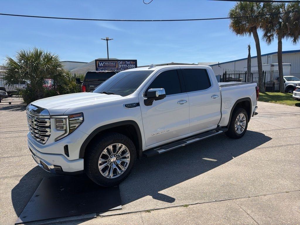GMC Sierra 1500 Denali Crew Cab Short Box 4WD 2023
