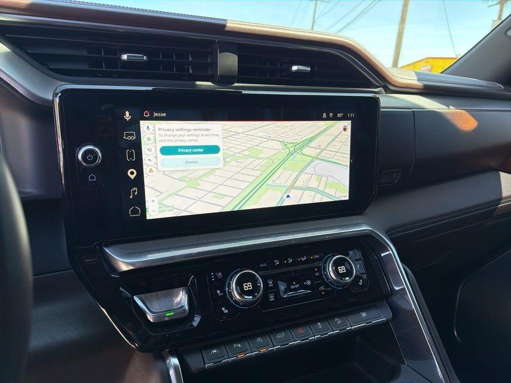 GMC Sierra 1500 Denali Crew Cab Short Box 4WD 2023