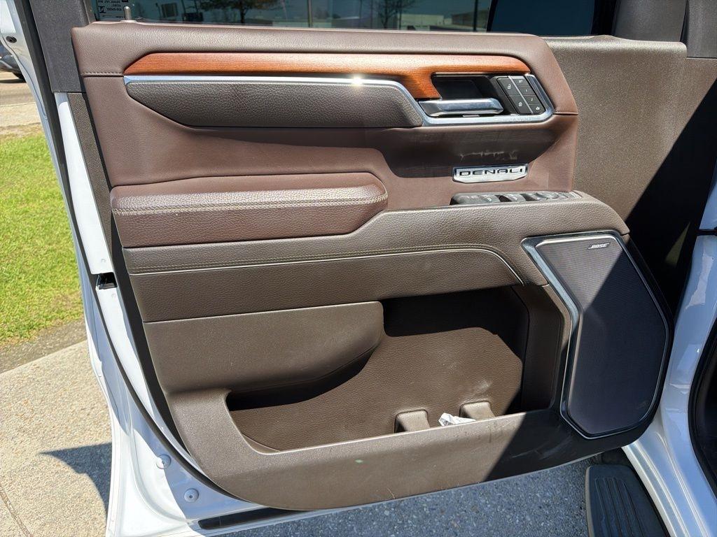 GMC Sierra 1500 Denali Crew Cab Short Box 4WD 2023