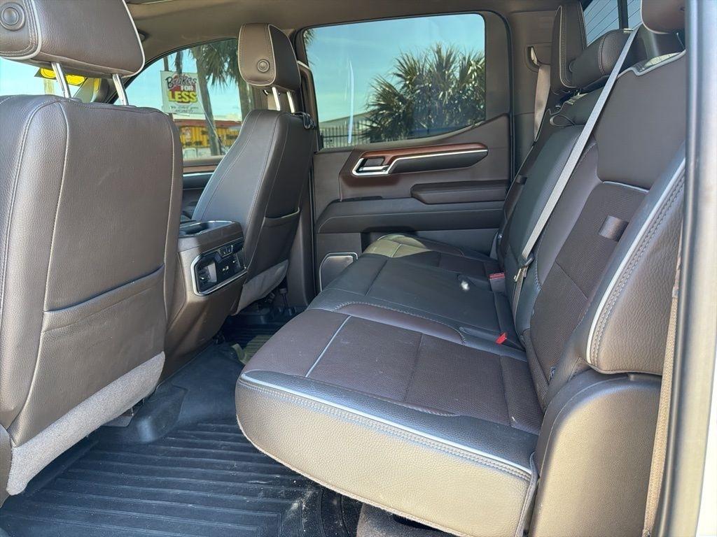 GMC Sierra 1500 Denali Crew Cab Short Box 4WD 2023