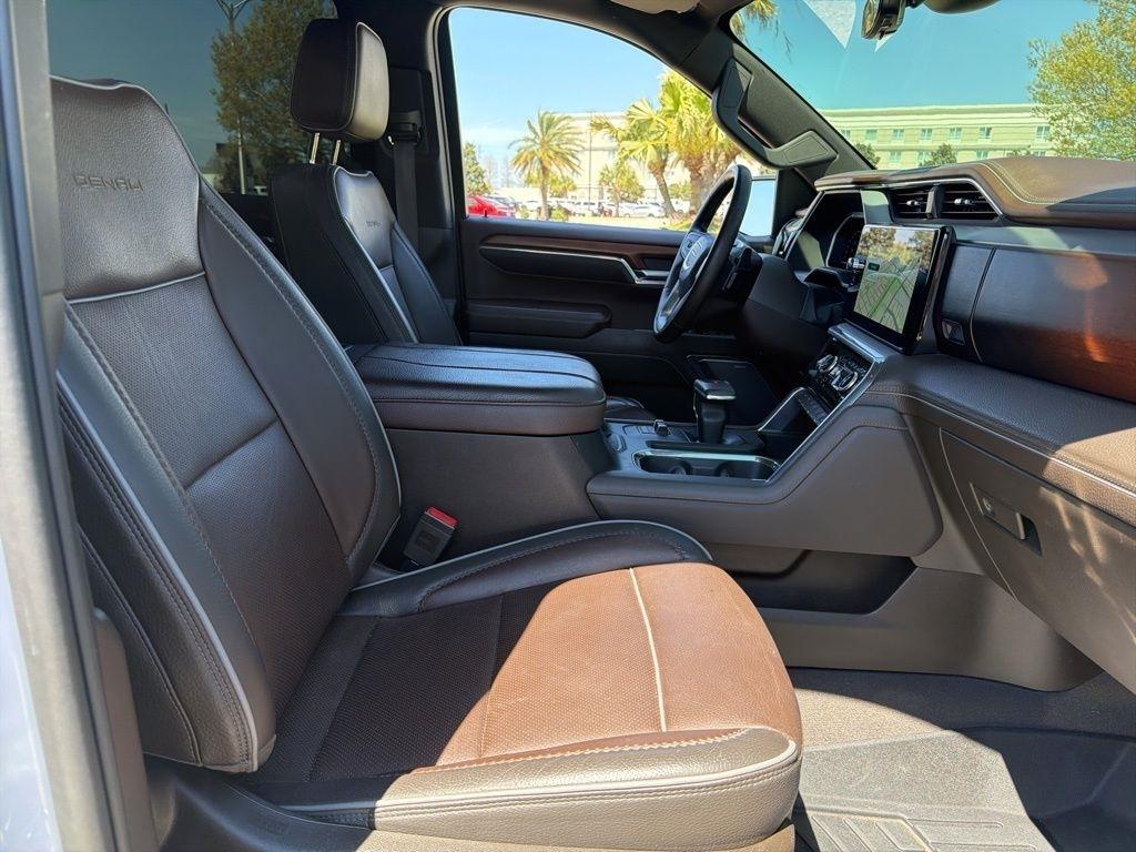 GMC Sierra 1500 Denali Crew Cab Short Box 4WD 2023