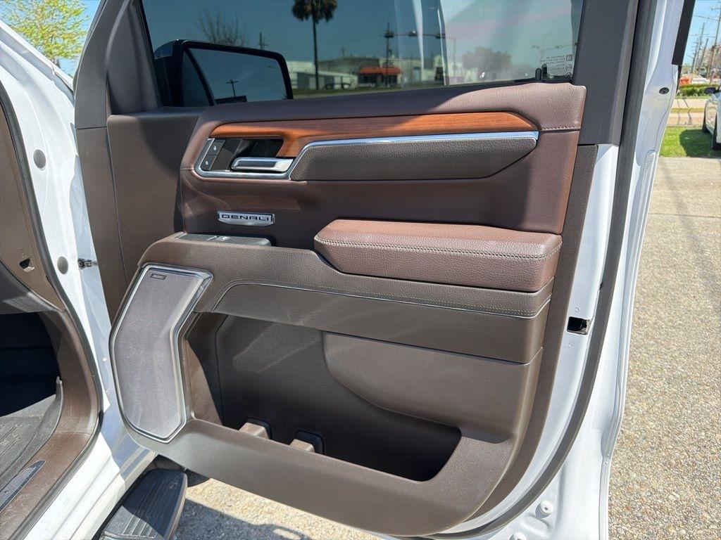 GMC Sierra 1500 Denali Crew Cab Short Box 4WD 2023