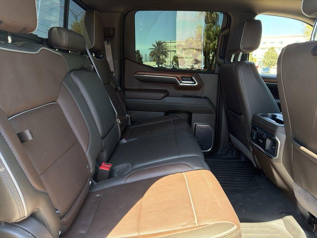 GMC Sierra 1500 Denali Crew Cab Short Box 4WD 2023