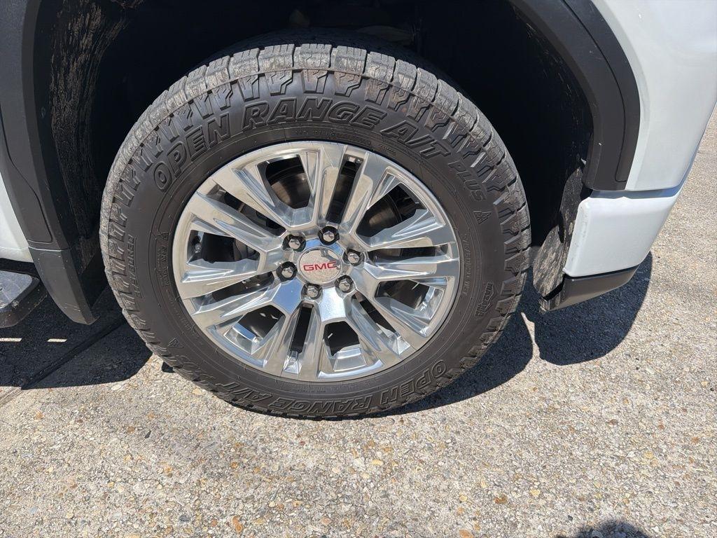 GMC Sierra 1500 Denali Crew Cab Short Box 4WD 2023