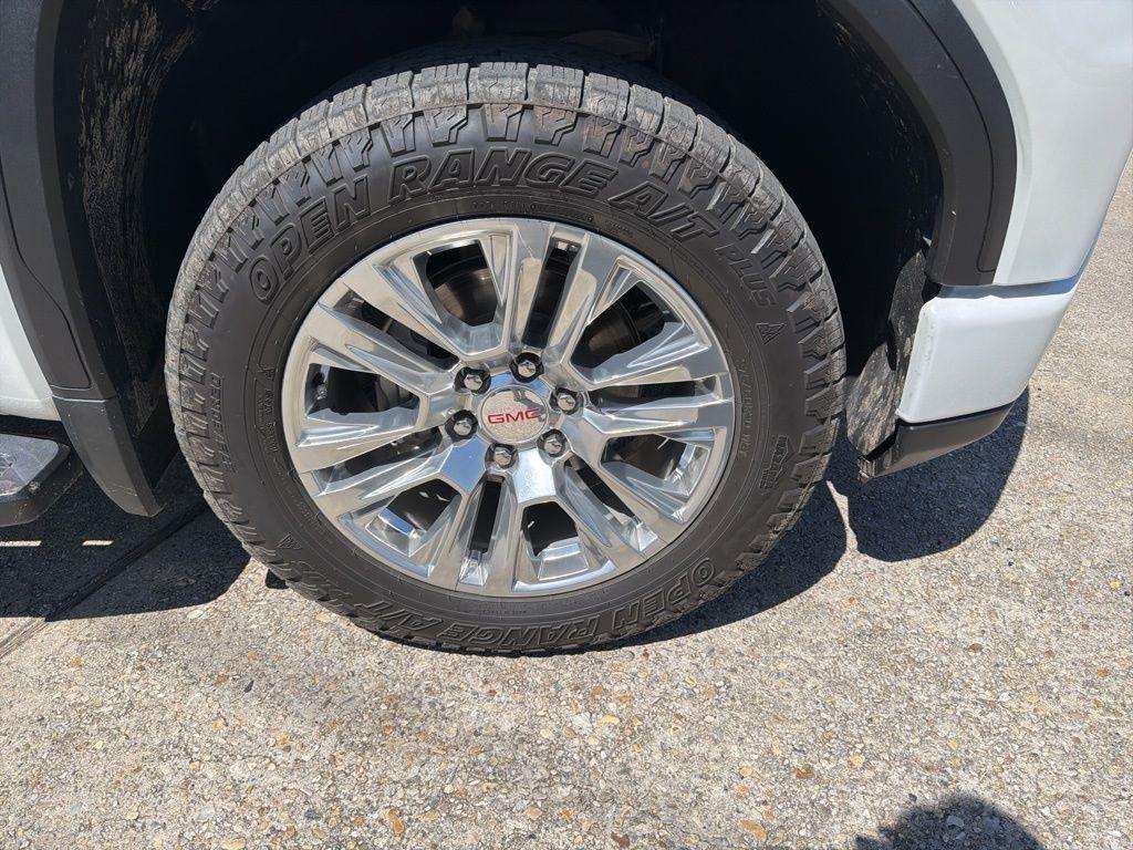 GMC Sierra 1500 Denali Crew Cab Short Box 4WD 2023