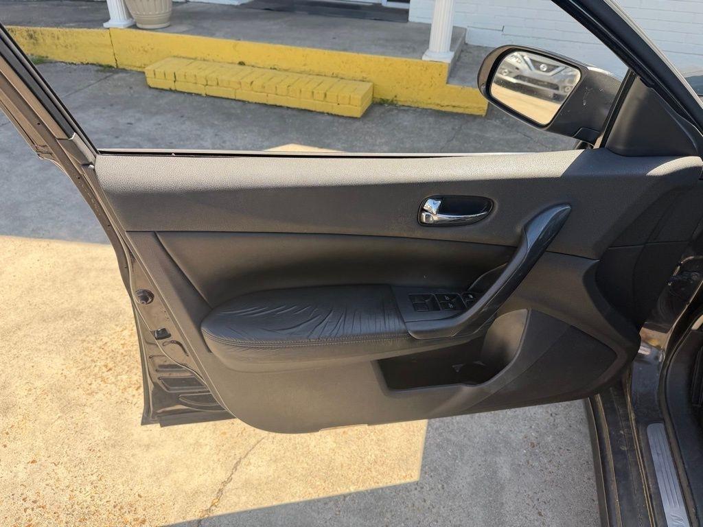 Nissan Maxima SV 2014