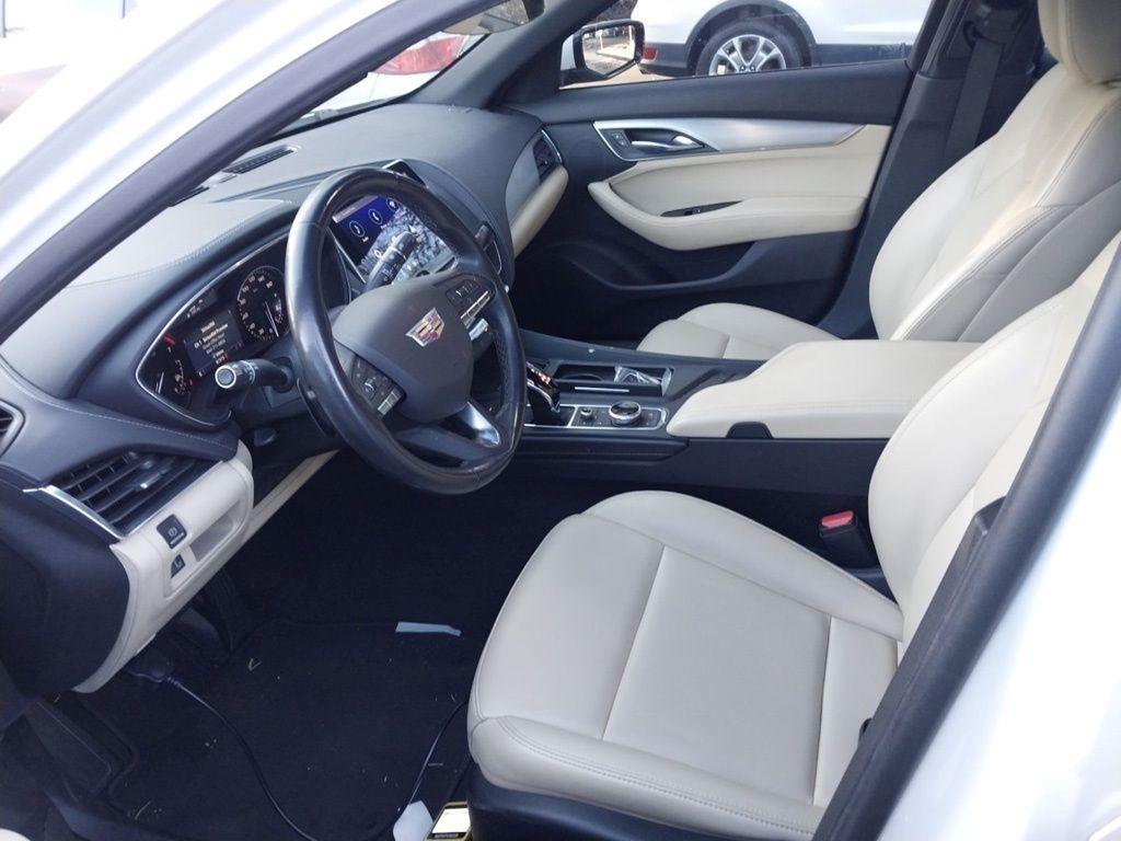 Cadillac CT5 Luxury 2023