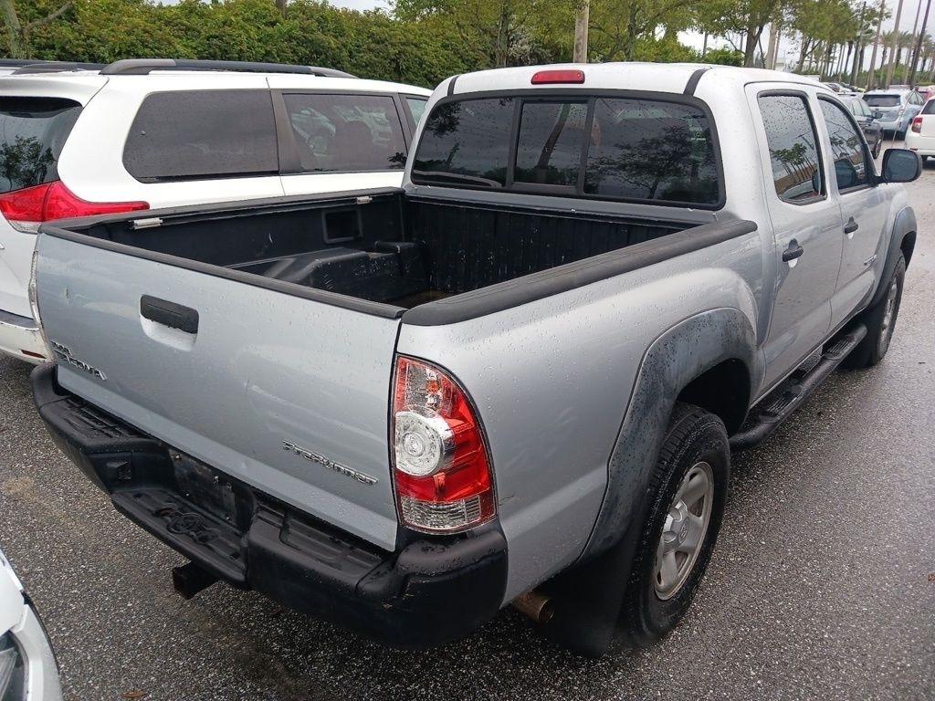 Toyota Tacoma PreRunner Double Cab Auto 2WD 2011