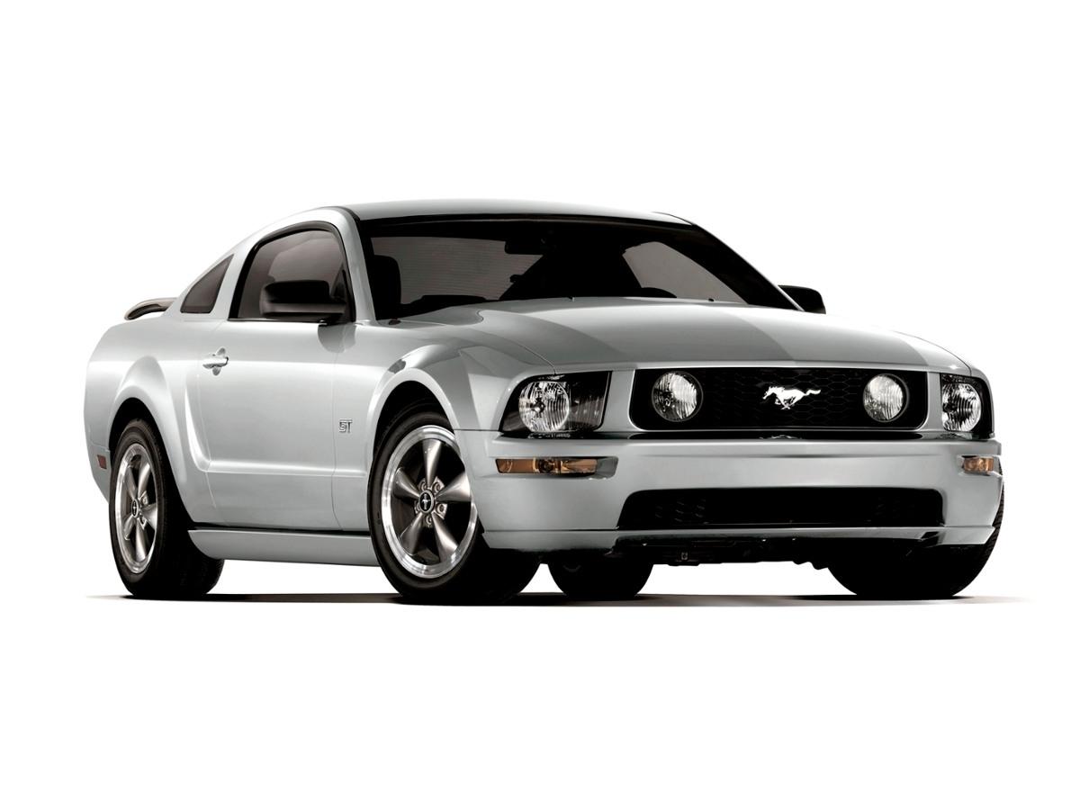 2007 Ford Mustang V6 Deluxe Coupe