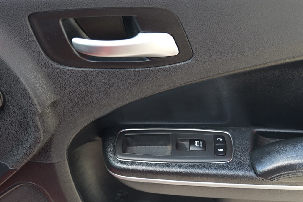 Dodge Charger  2020