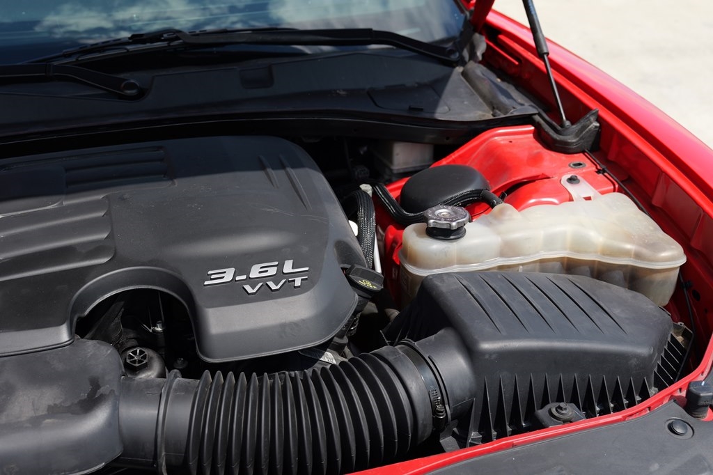 Dodge Charger  2020