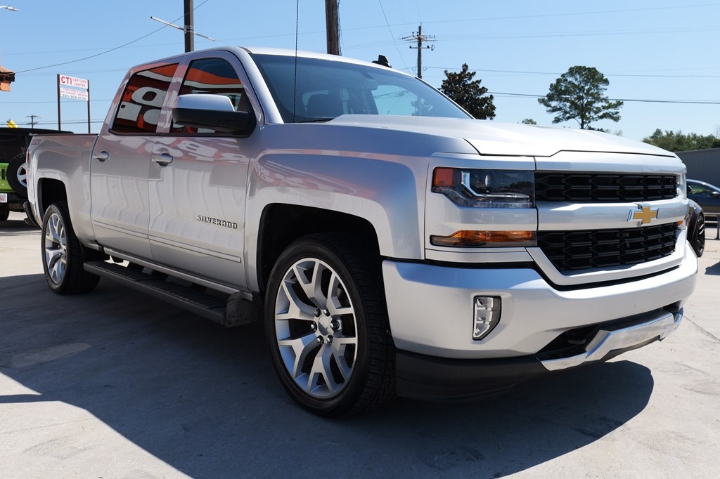 Chevrolet Silverado 1500  2018