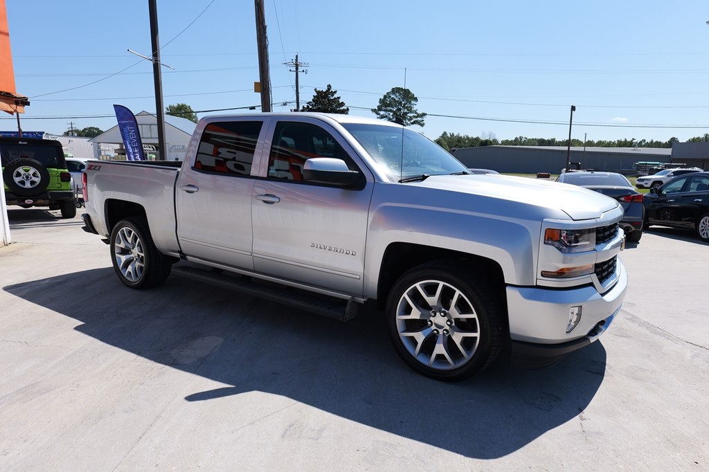 Chevrolet Silverado 1500  2018
