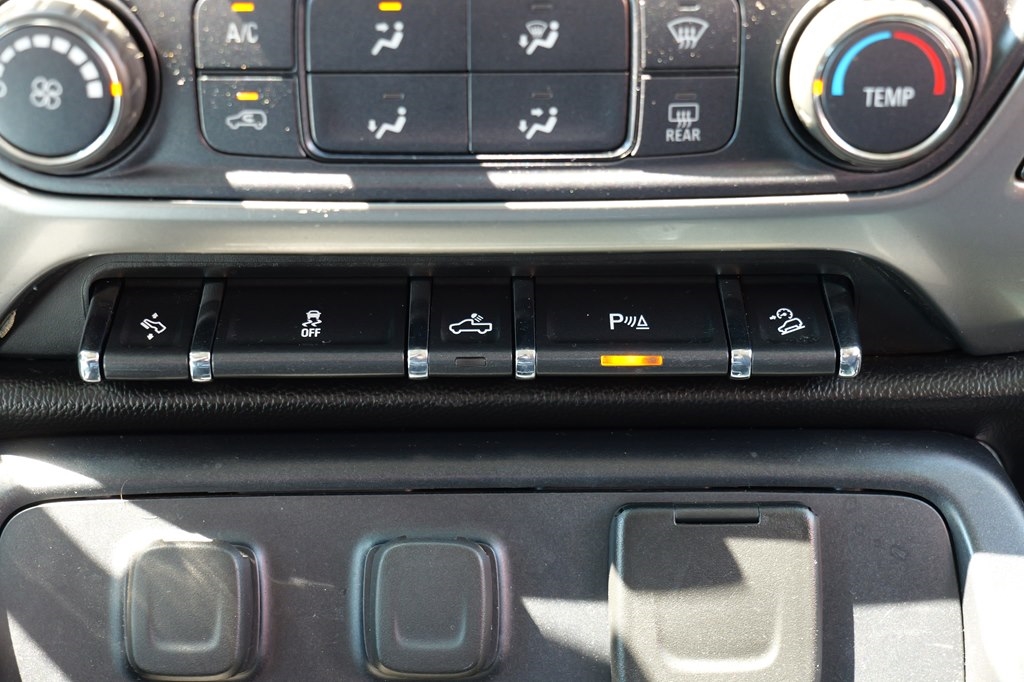 Chevrolet Silverado 1500  2018