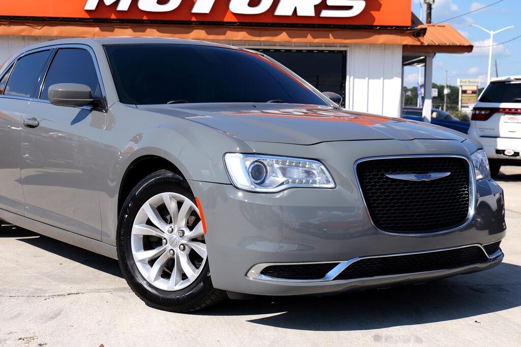 2019 Chrysler 300 TOURING