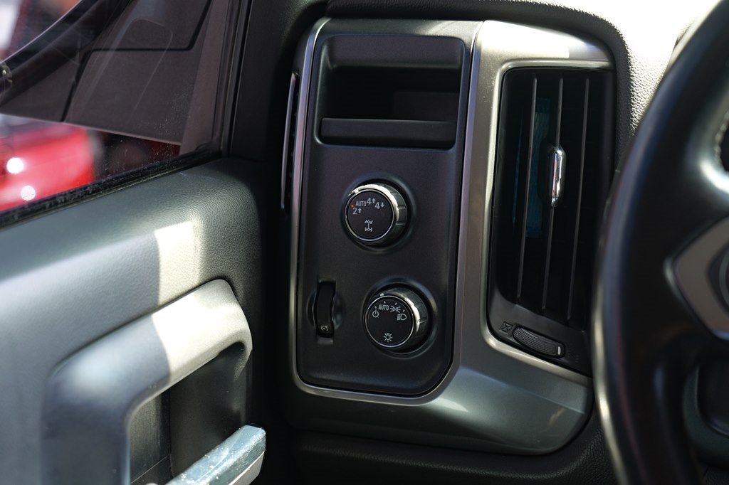 Chevrolet Silverado 1500  2018