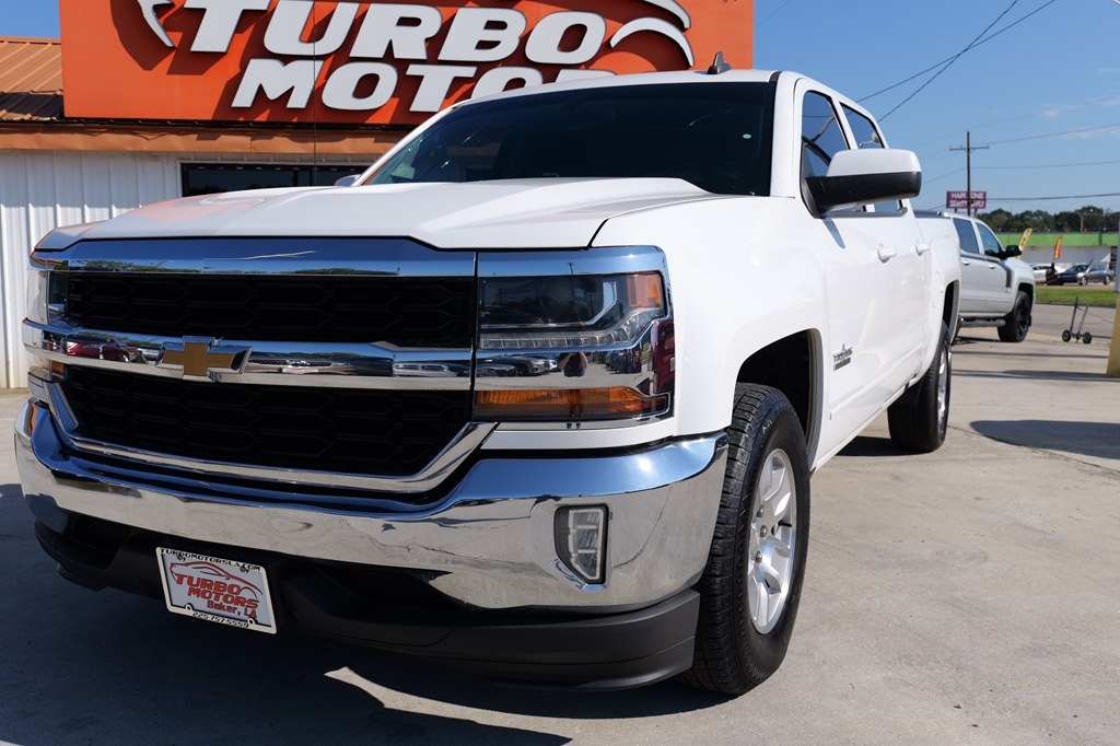 2018 Chevrolet Silverado 1500 LT photo 4