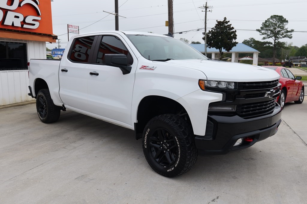 2019 Chevrolet Silverado 1500 LT Trail Boss photo 3