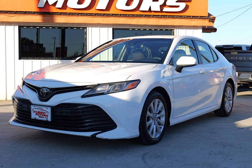 2018 Toyota Camry LE