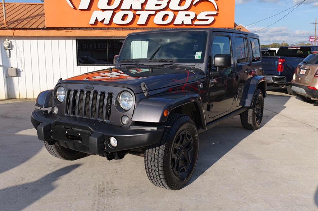 2016 Jeep Wrangler Unlimited Sahara's photo
