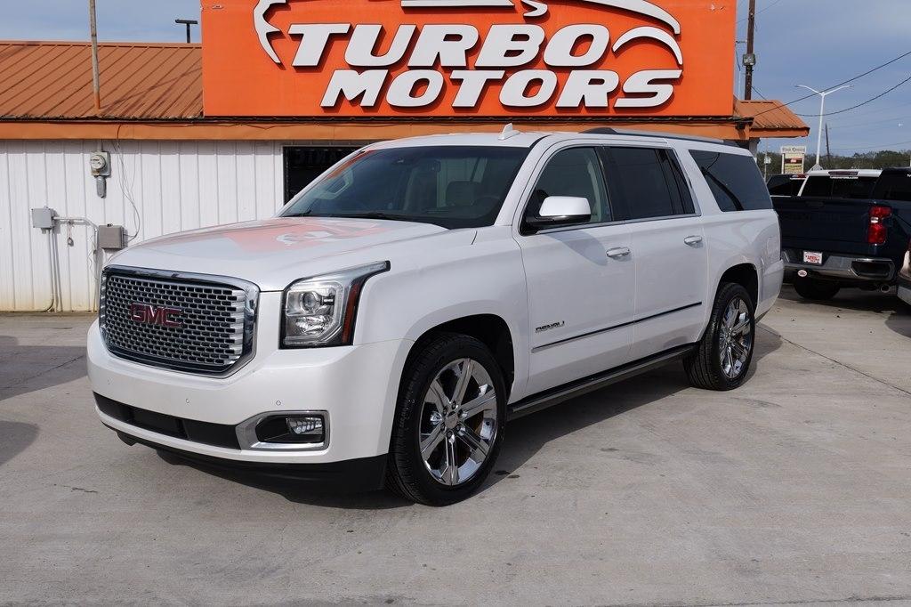 2017 GMC Yukon Denali 2WD's photo