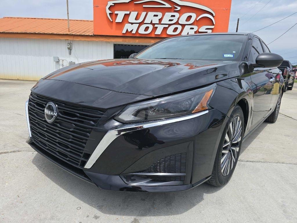 2024 Nissan Altima SV