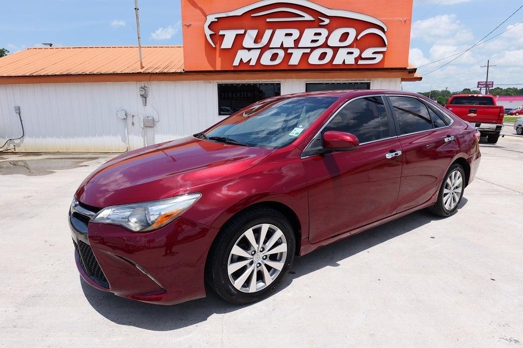 2016 Toyota Camry SE