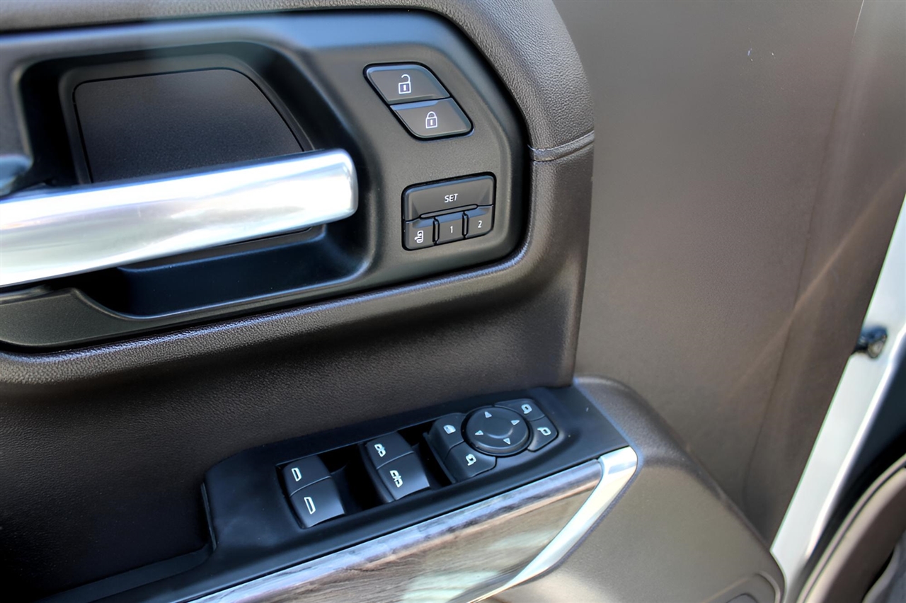 Chevrolet Silverado 1500 4WD Crew Cab 147" LTZ 2020 Chevrolet Silverado 1500 4WD Crew Cab 147" LTZ 2020