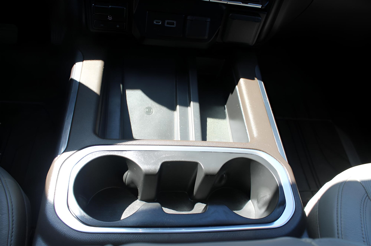 Chevrolet Silverado 1500 4WD Crew Cab 147" LTZ 2020 Chevrolet Silverado 1500 4WD Crew Cab 147" LTZ 2020