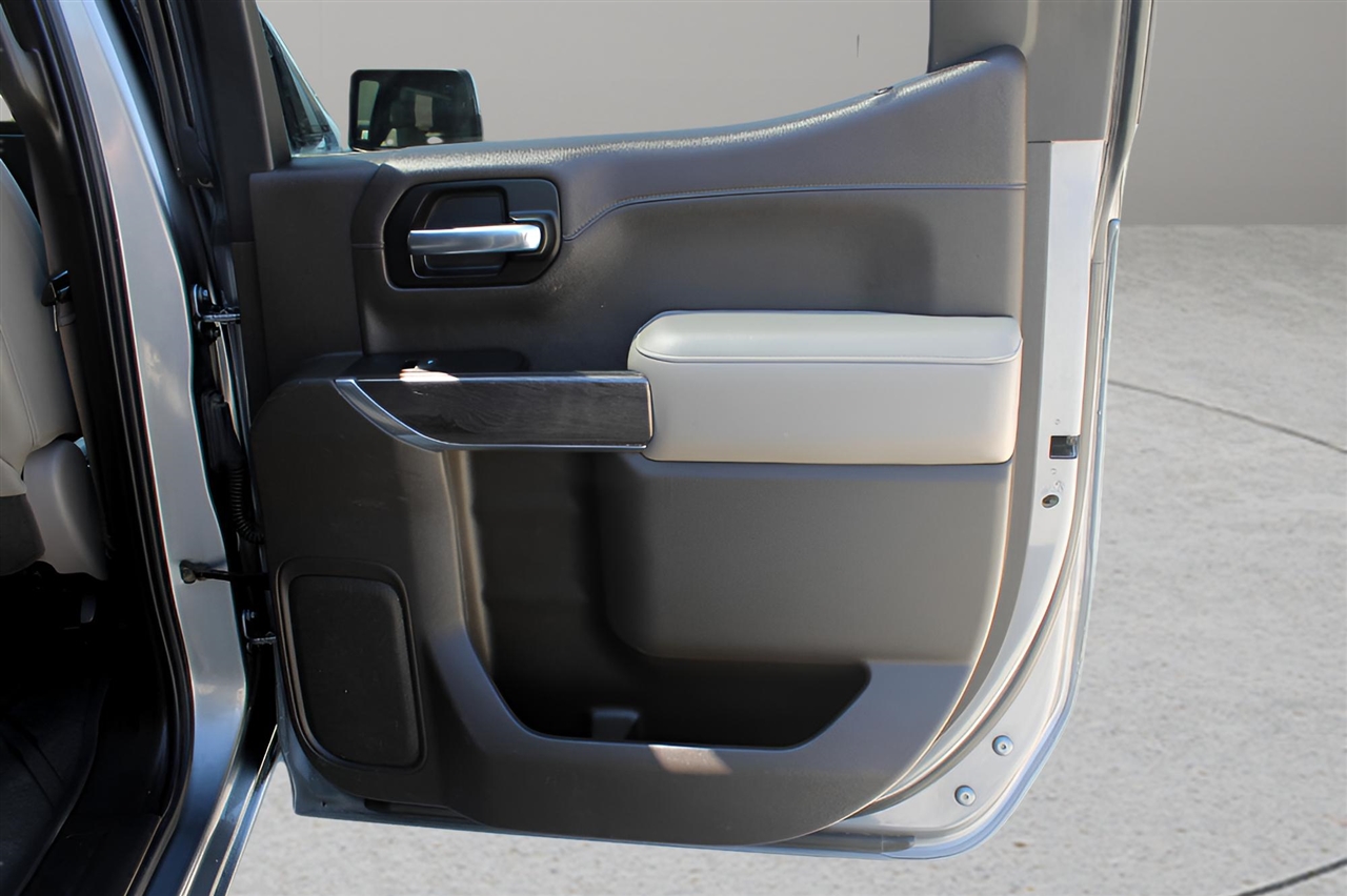 Chevrolet Silverado 1500 4WD Crew Cab 147" LTZ 2020 Chevrolet Silverado 1500 4WD Crew Cab 147" LTZ 2020