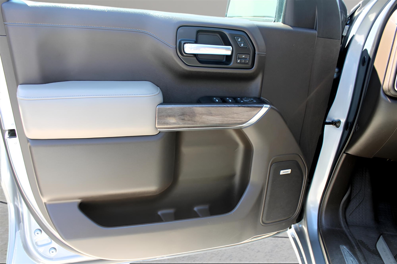 Chevrolet Silverado 1500 4WD Crew Cab 147" LTZ 2020 Chevrolet Silverado 1500 4WD Crew Cab 147" LTZ 2020