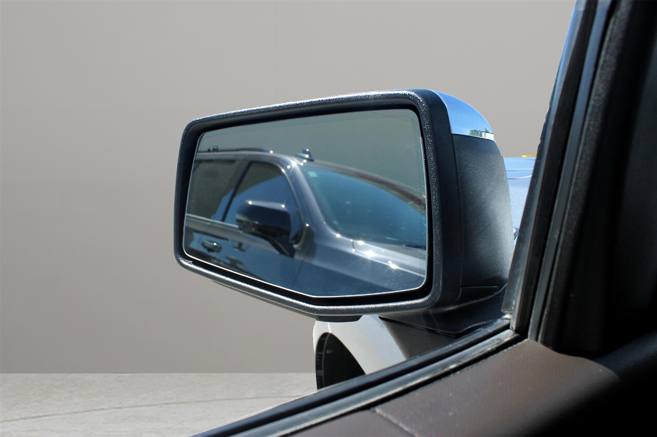 Chevrolet Silverado 1500 4WD Crew Cab 147" LTZ 2020 Chevrolet Silverado 1500 4WD Crew Cab 147" LTZ 2020