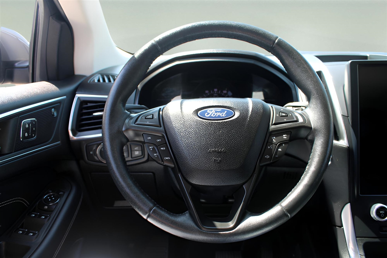 Ford Edge Titanium AWD 2022 Ford Edge Titanium AWD 2022
