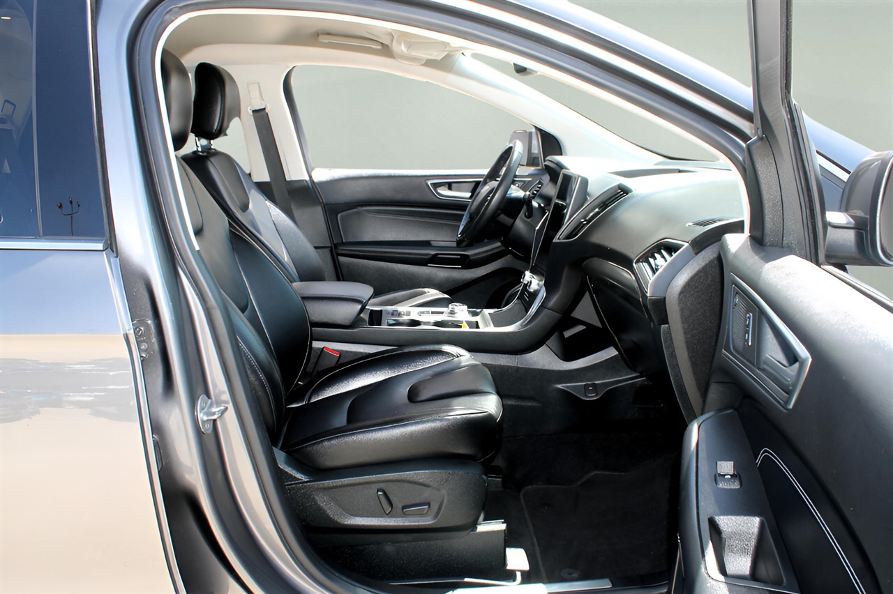 Ford Edge Titanium AWD 2022 Ford Edge Titanium AWD 2022
