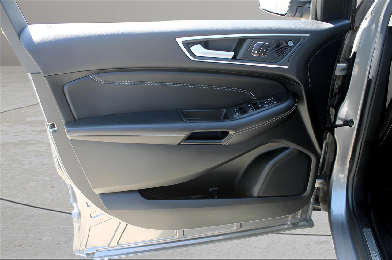 Ford Edge Titanium AWD 2022 Ford Edge Titanium AWD 2022