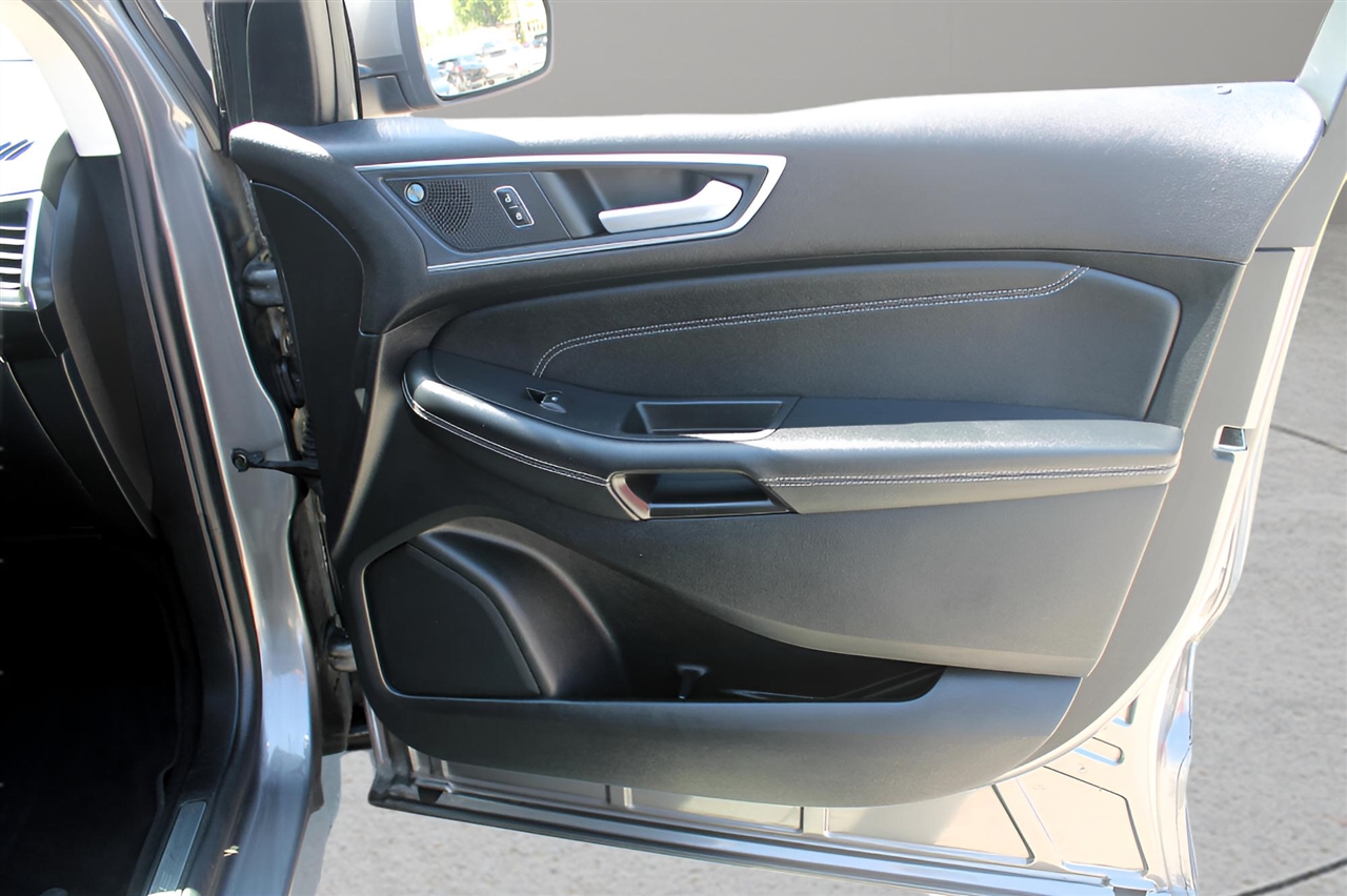 Ford Edge Titanium AWD 2022 Ford Edge Titanium AWD 2022