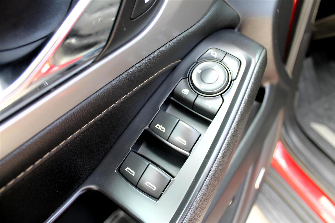 2022 Chevrolet Traverse Leather photo 9