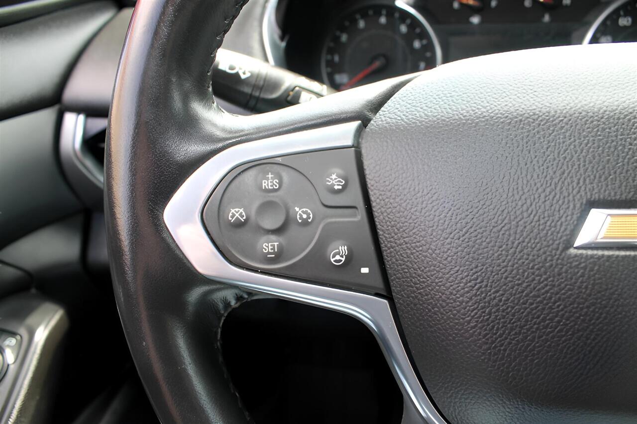2022 Chevrolet Traverse Leather photo 17