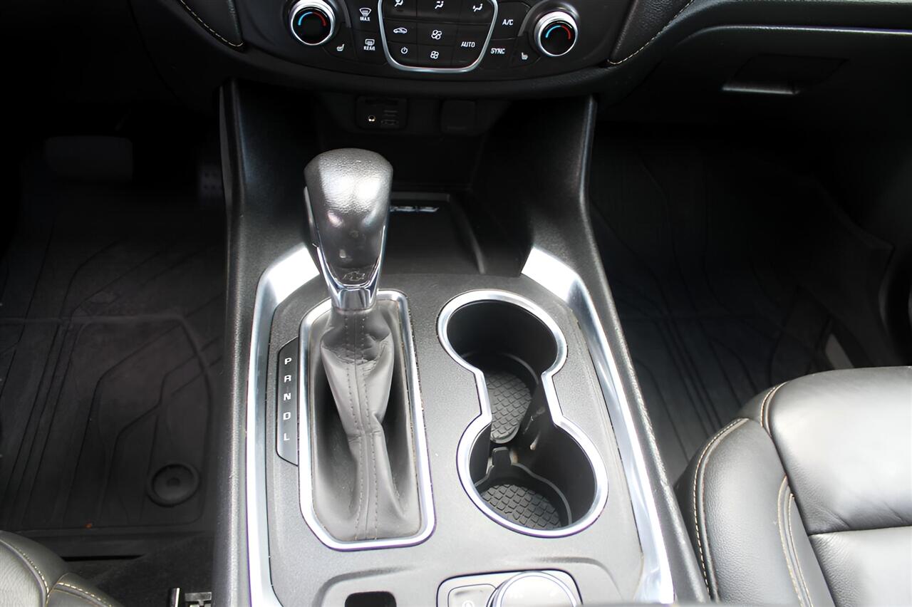 2022 Chevrolet Traverse Leather photo 26