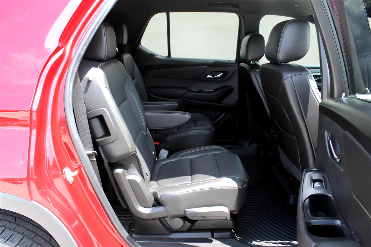 2022 Chevrolet Traverse Leather photo 32