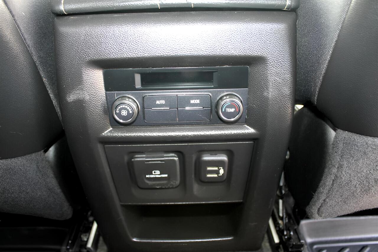 2022 Chevrolet Traverse Leather photo 33