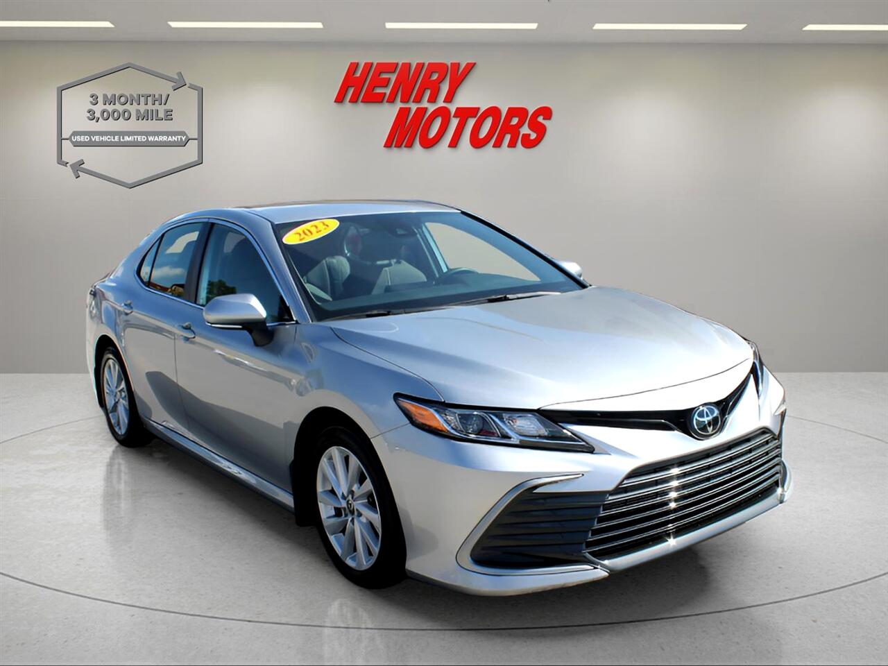 2023 Toyota Camry LE photo 4