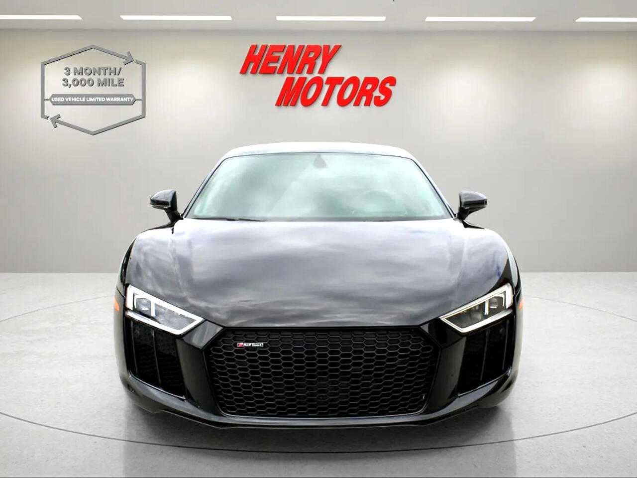 2018 Audi R8 Coupe V10 Plus Quattro photo 2