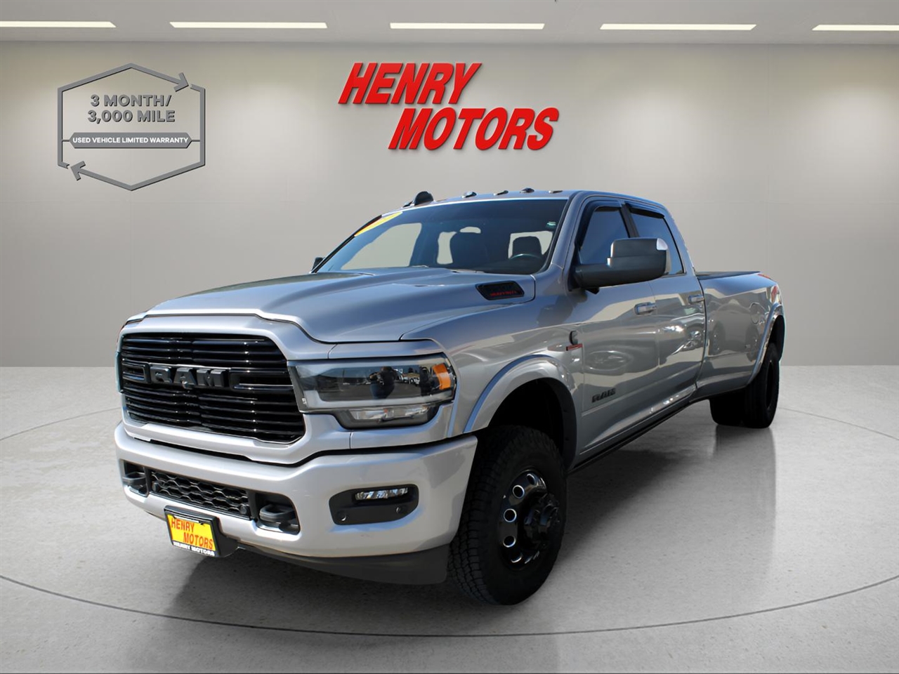 2022 Ram 3500 Laramie photo 4