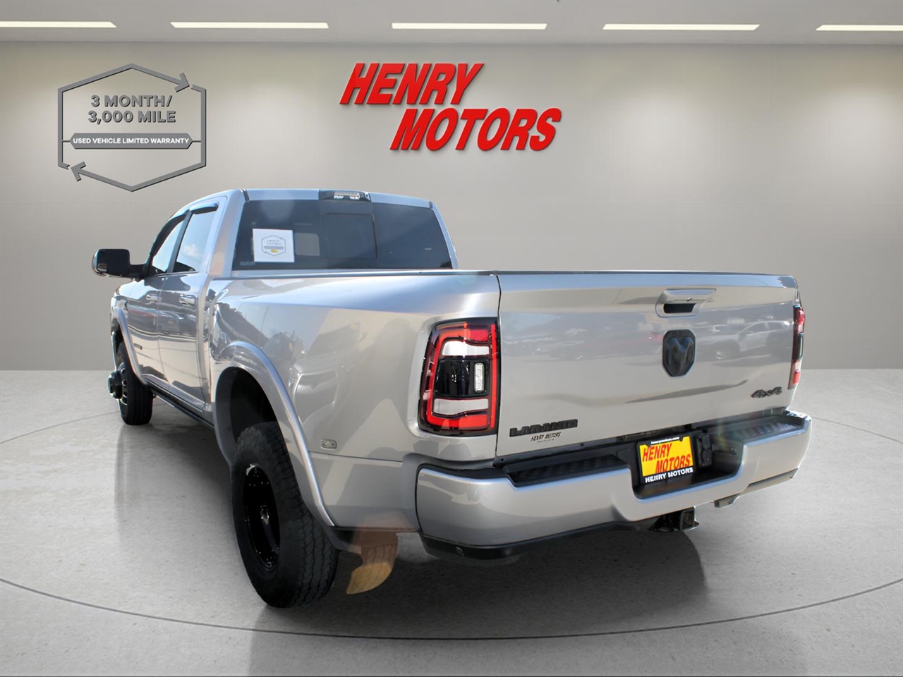 2022 Ram 3500 Laramie photo 5