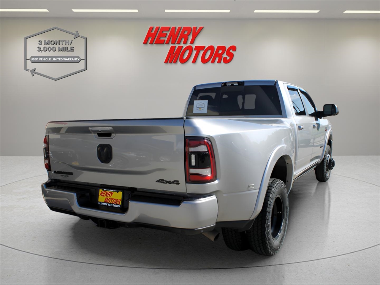 2022 Ram 3500 Laramie photo 6