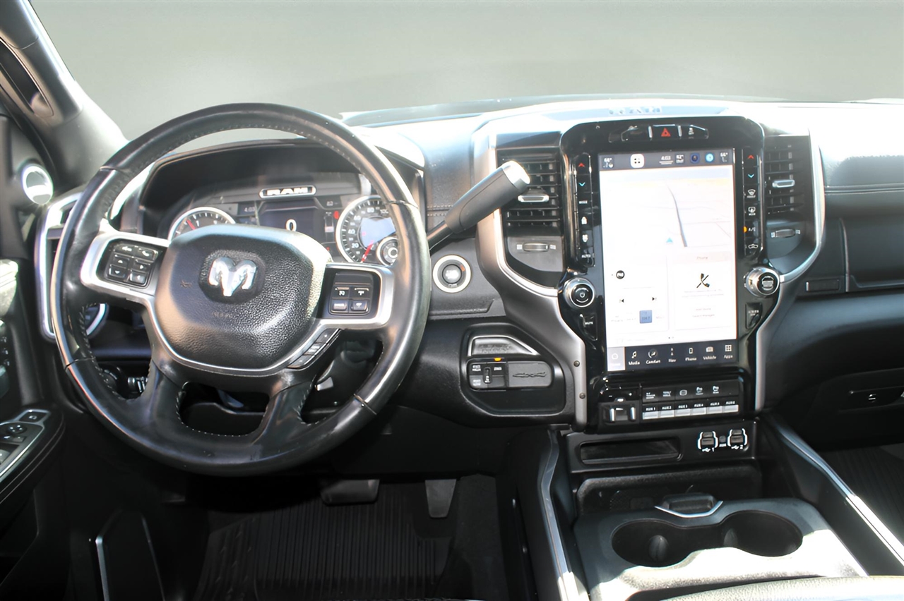 2022 Ram 3500 Laramie photo 15