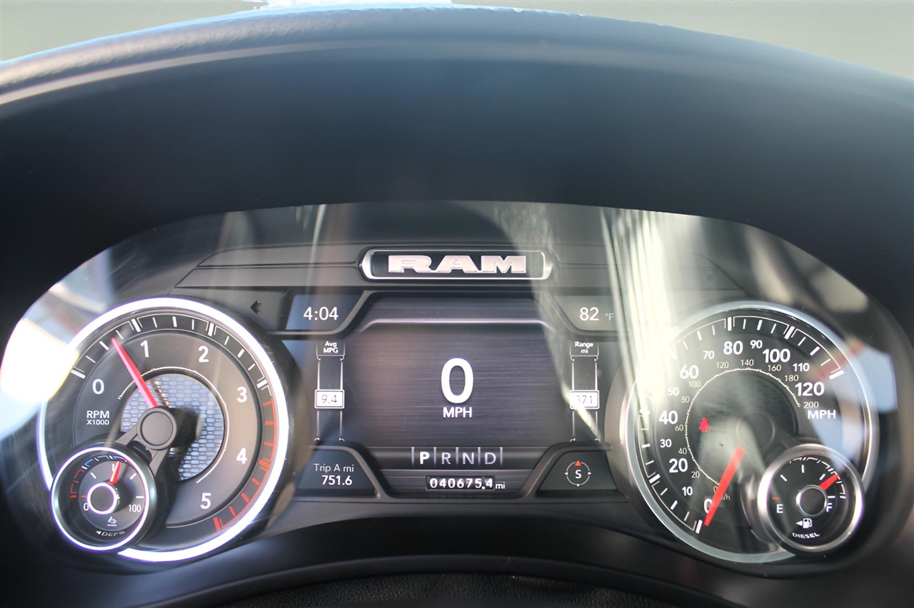2022 Ram 3500 Laramie photo 21
