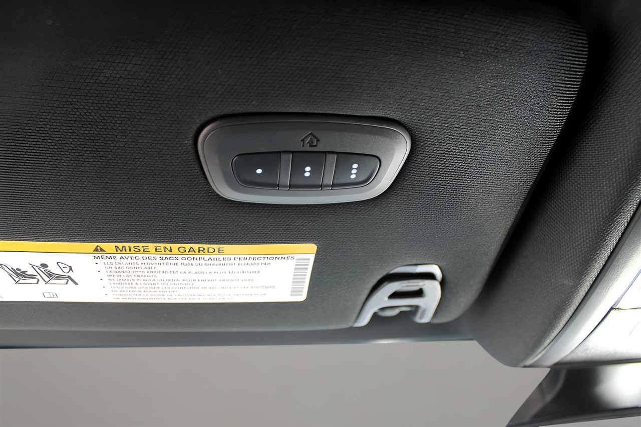 2022 Ram 3500 Laramie photo 27