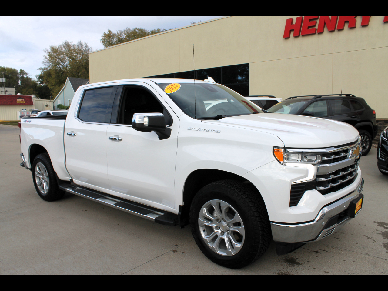 2023 Chevrolet Silverado 1500 4WD Crew Cab 147" LTZ